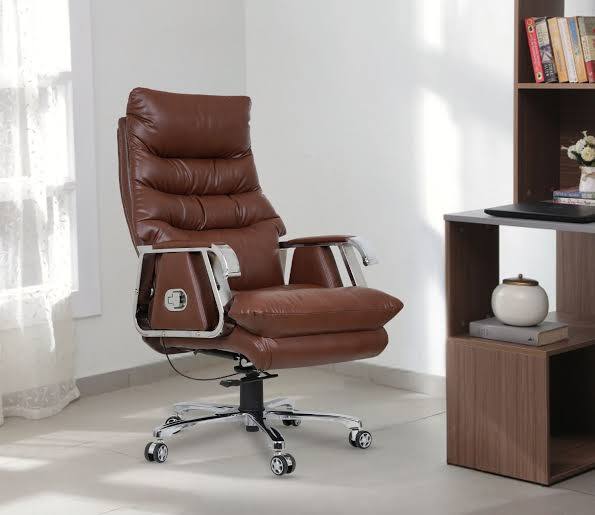 Best Quality Revolving Chair supplier in Surendranagar, Gujarat